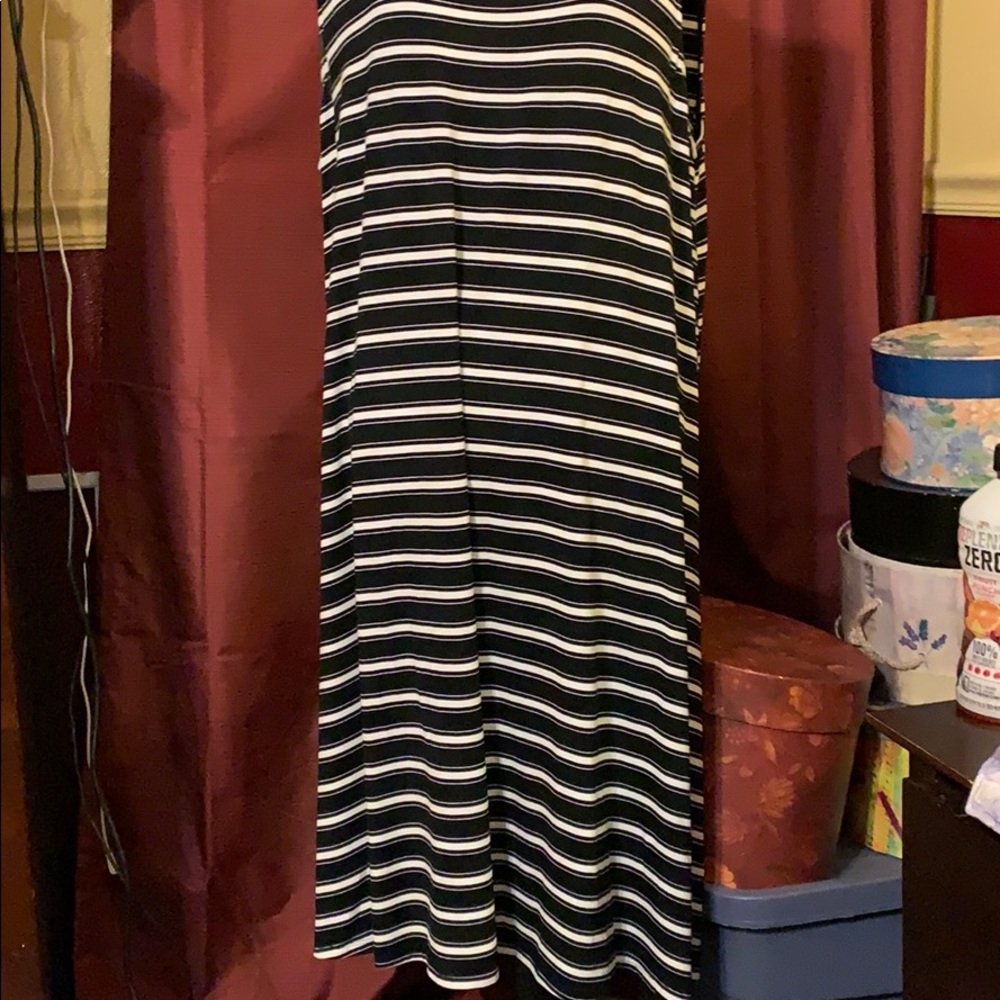 Ava & Viv b/w striped sleeveless tank dress-2X